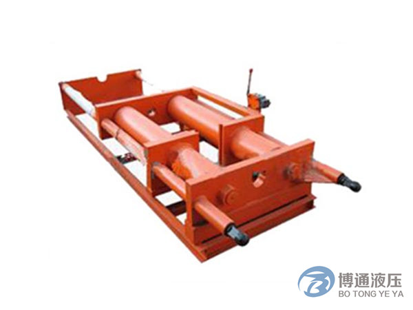 液壓頂管機
